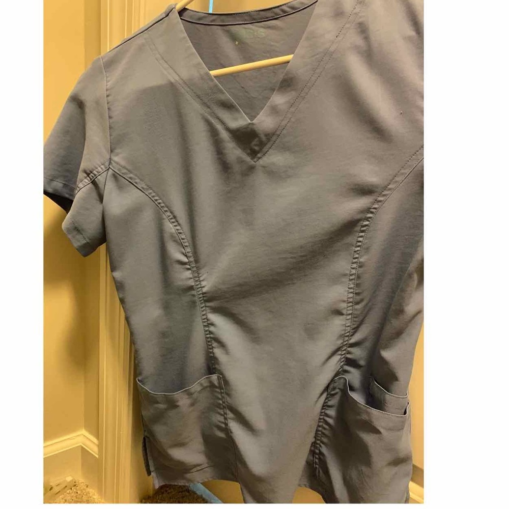 Oasis Scrub Top